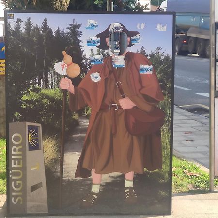 Piso Oroso No Camino Daire Sigueiro Dış mekan fotoğraf